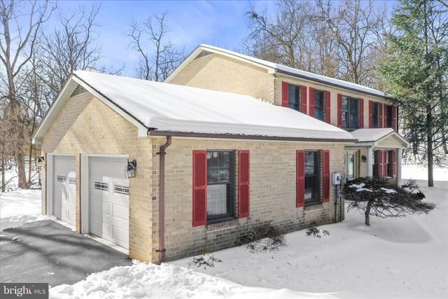 155 SHIREOAKS DR, Martinsburg, WV 25403