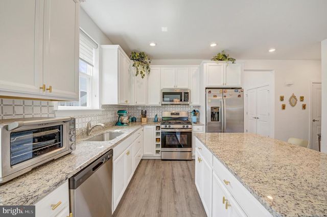 120 BRIDGE BLVD, Eastampton, NJ 08060