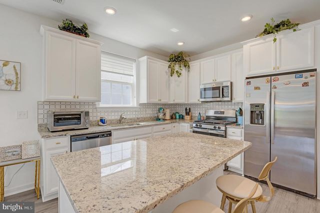120 BRIDGE BLVD, Eastampton, NJ 08060
