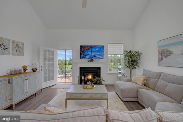 120 BRIDGE BLVD, Eastampton, NJ 08060