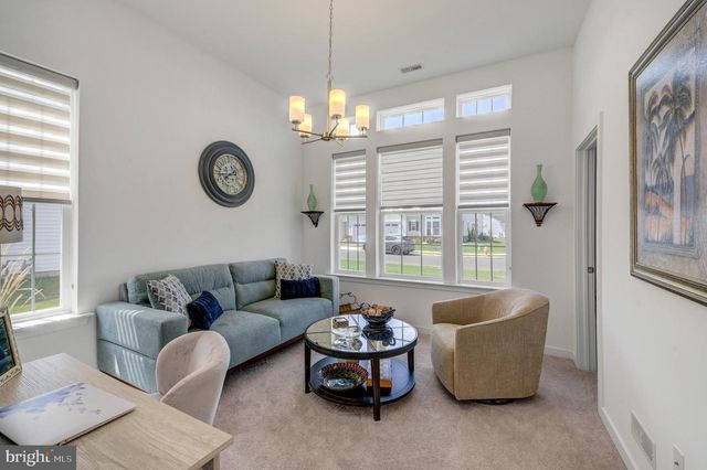 120 BRIDGE BLVD, Eastampton, NJ 08060