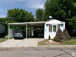 975 E 6600 S #5, Uintah, UT 84405