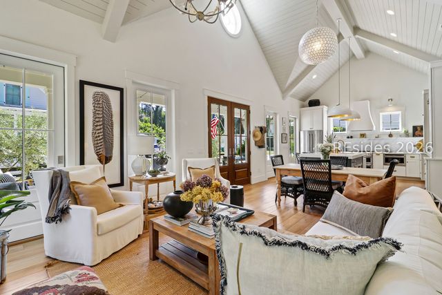 29 Lawton St, Bluffton, SC 29910