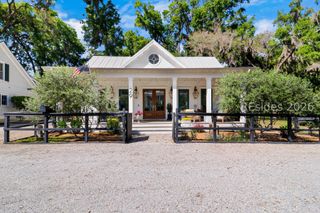 29 Lawton St, Bluffton, SC 29910