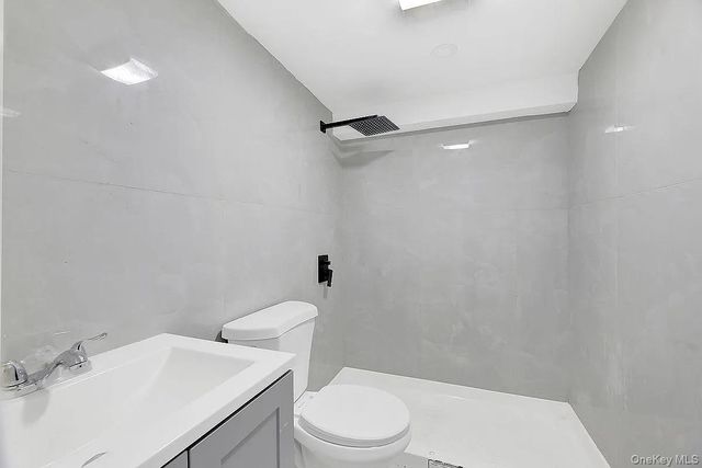 442 E 43rd Street, Brooklyn, NY 11203