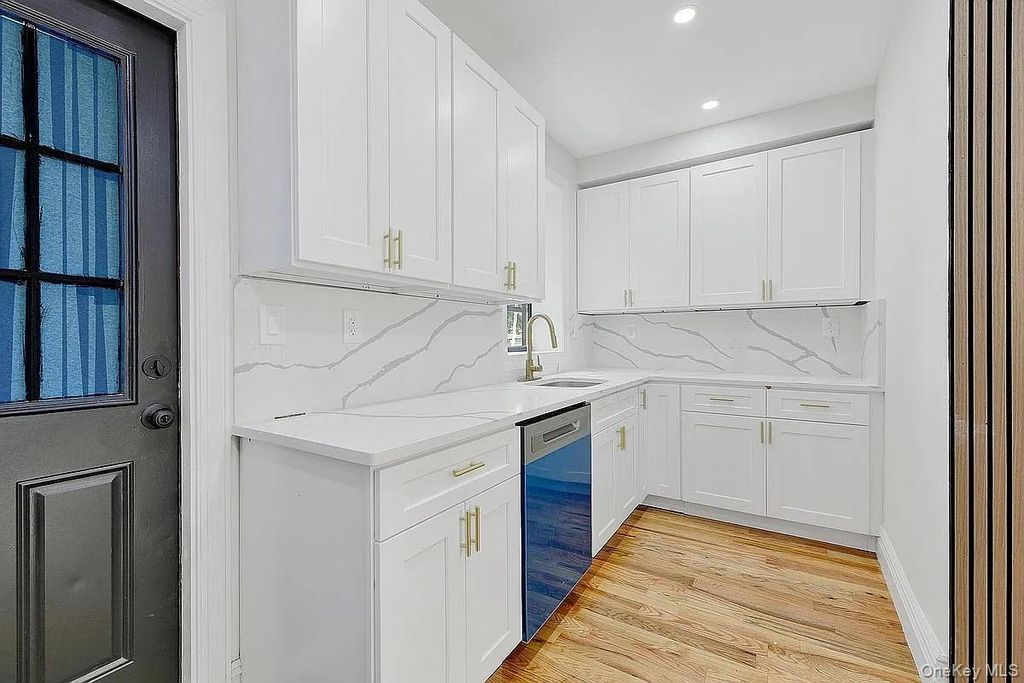 442 E 43rd Street, Brooklyn, NY 11203