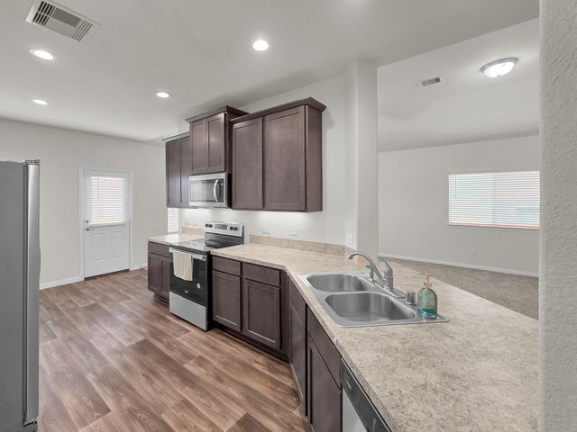 398 Shoreview Drive, Conroe, TX 77303