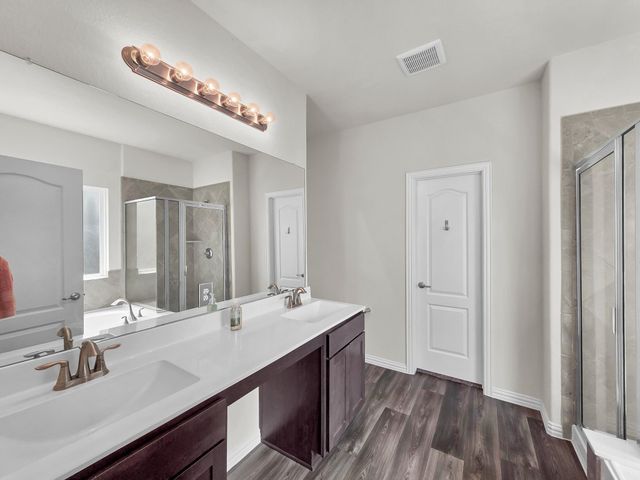 398 Shoreview Drive, Conroe, TX 77303