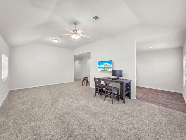 398 Shoreview Drive, Conroe, TX 77303