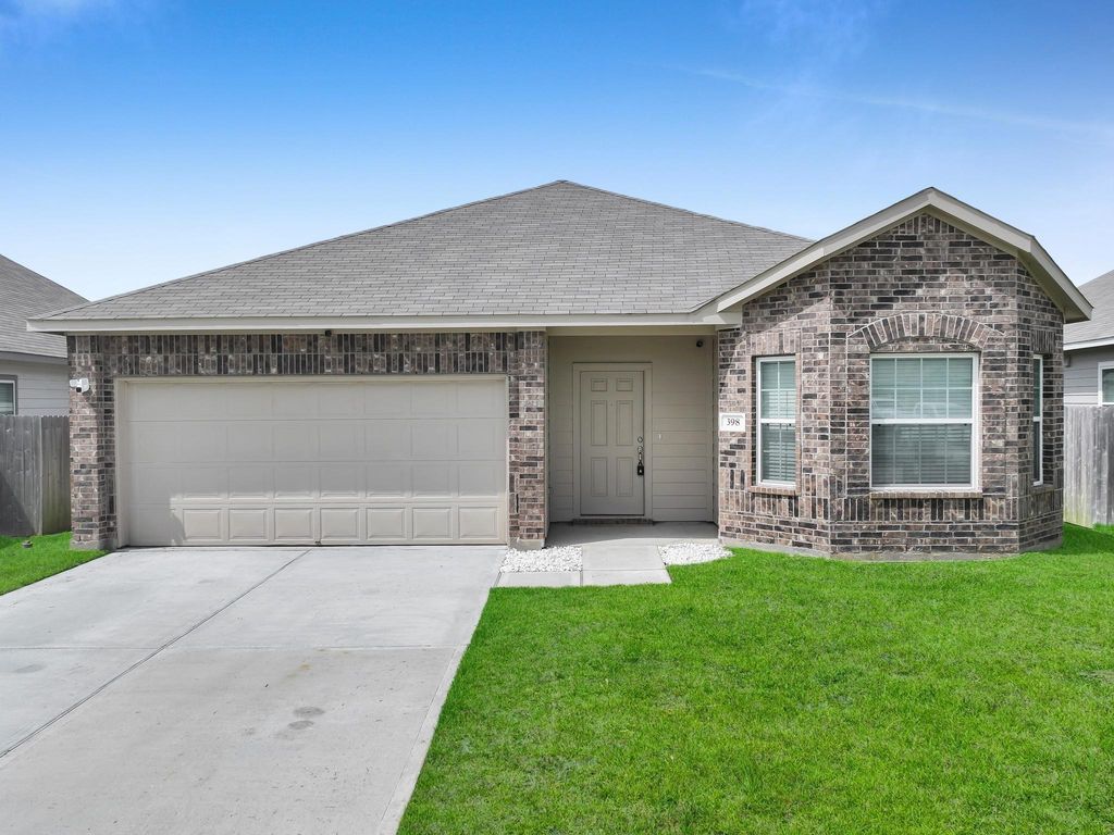 398 Shoreview Drive, Conroe, TX 77303