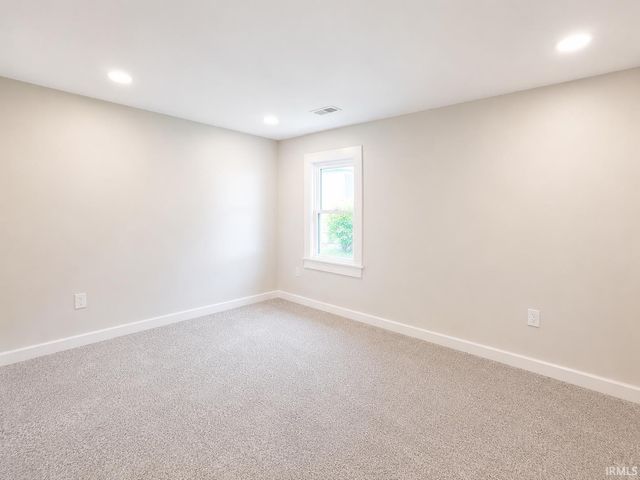 733 E Bronson Street, South Bend, IN 46601