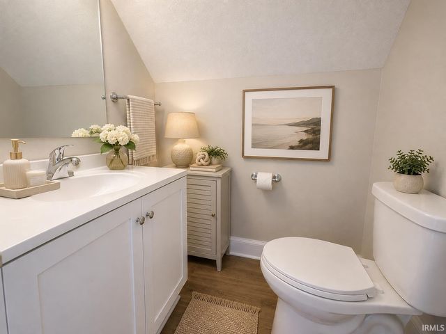 733 E Bronson Street, South Bend, IN 46601