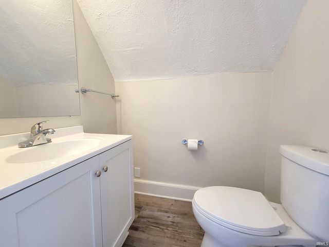 733 E Bronson Street, South Bend, IN 46601