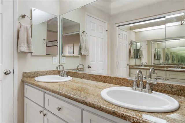 28871 Canyon Point, Lake Forest, CA 92679