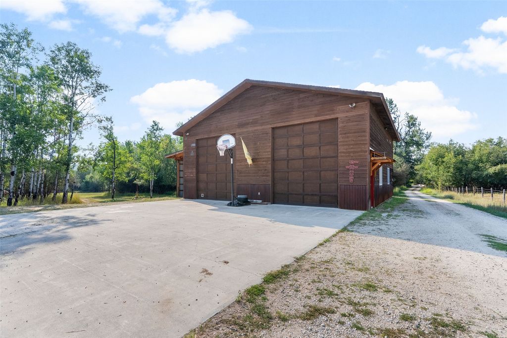 635 Sweathouse Creek Road, Victor, MT 59875 photo 65