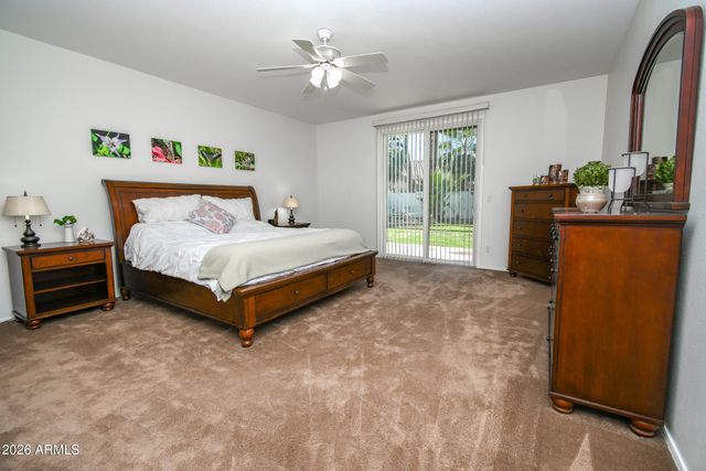 519 E HIDDENVIEW Drive, Phoenix, AZ 85048