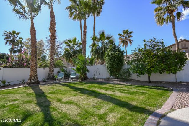 519 E HIDDENVIEW Drive, Phoenix, AZ 85048