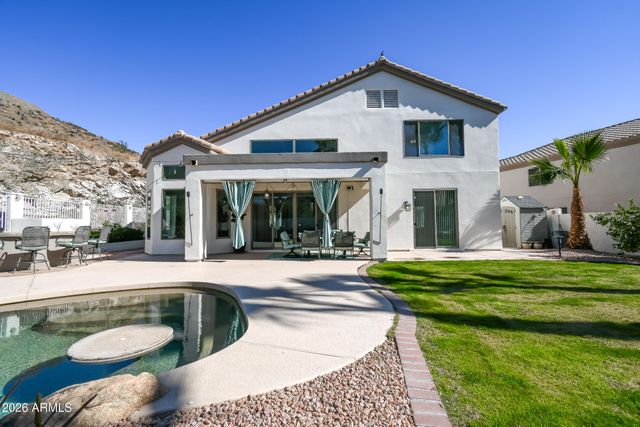 519 E HIDDENVIEW Drive, Phoenix, AZ 85048