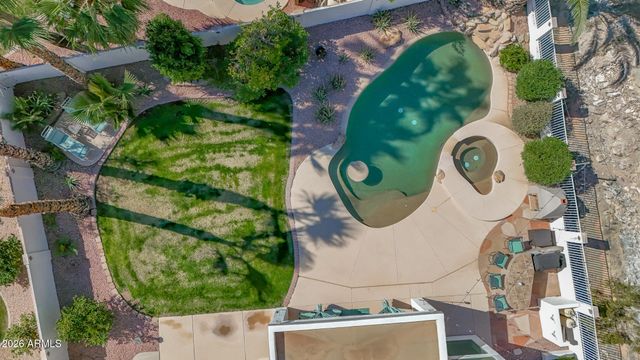 519 E HIDDENVIEW Drive, Phoenix, AZ 85048