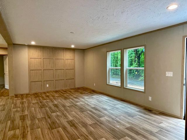 399 Charles Street, Enoree, SC 29335
