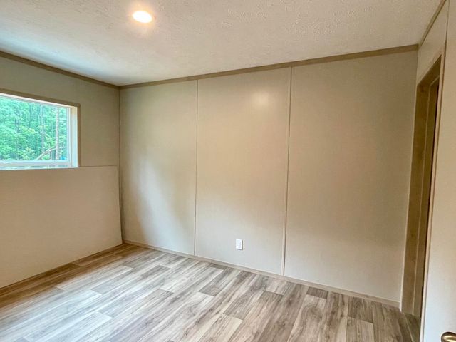 399 Charles Street, Enoree, SC 29335