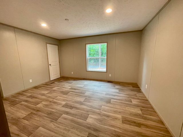 399 Charles Street, Enoree, SC 29335