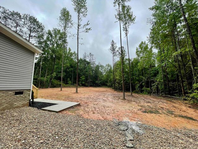 399 Charles Street, Enoree, SC 29335
