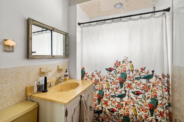 56-58 California St, Watertown, MA 02472