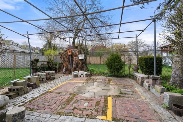 56-58 California St, Watertown, MA 02472