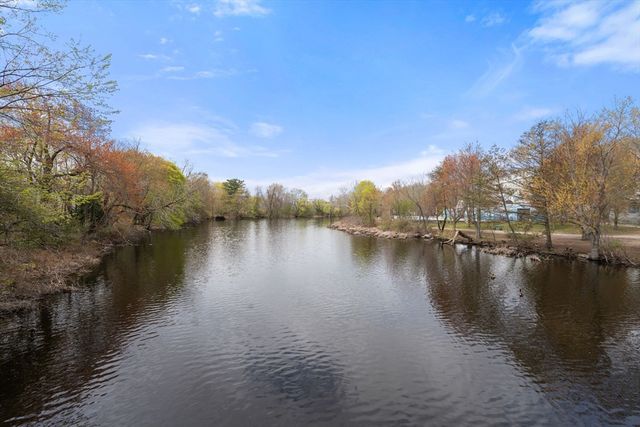 56-58 California St, Watertown, MA 02472