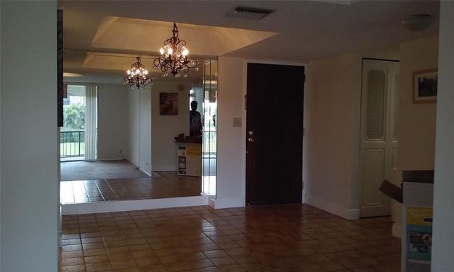 3750 Inverrary Drive 2K, Lauderhill, FL 33319