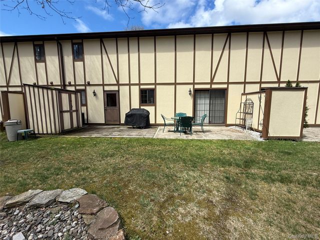 119 Stringham Road 37, Lagrangeville, NY 12540