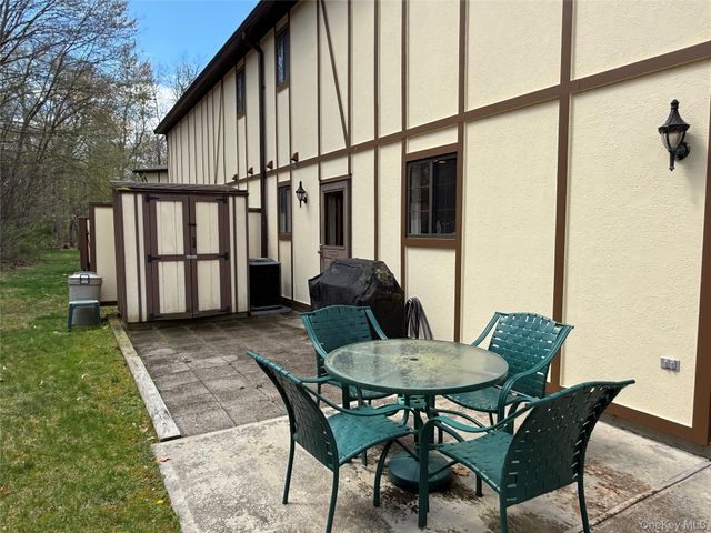 119 Stringham Road 37, Lagrangeville, NY 12540