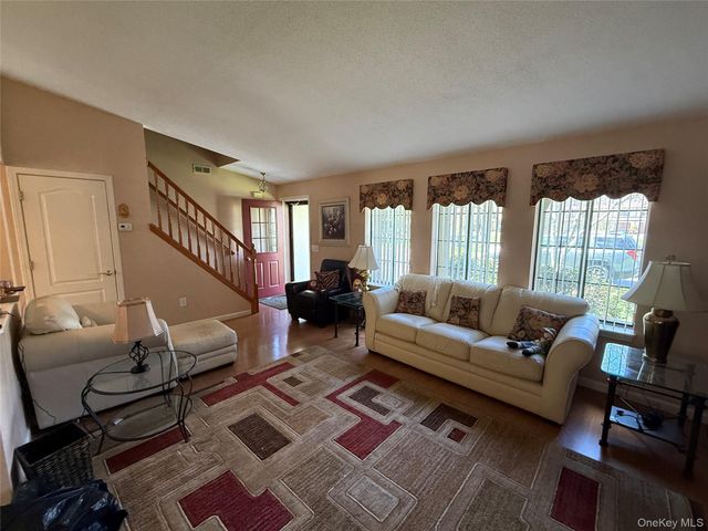 119 Stringham Road 37, Lagrangeville, NY 12540