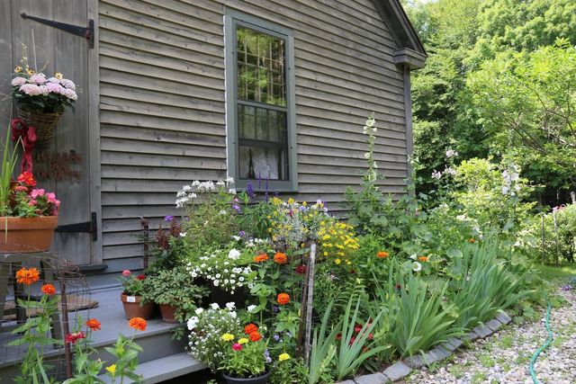 447 Rock Bottom Lane, Peru, VT 05255
