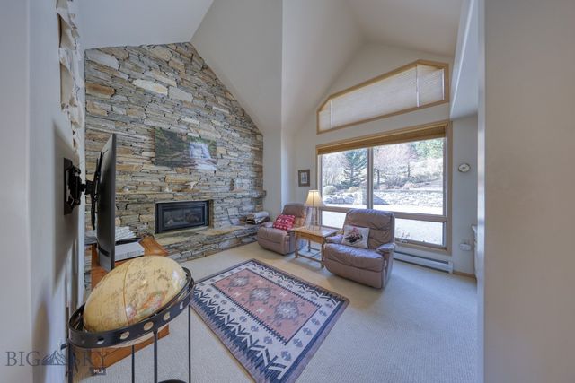 450 Crown Butte Road, Big Sky, MT 59716