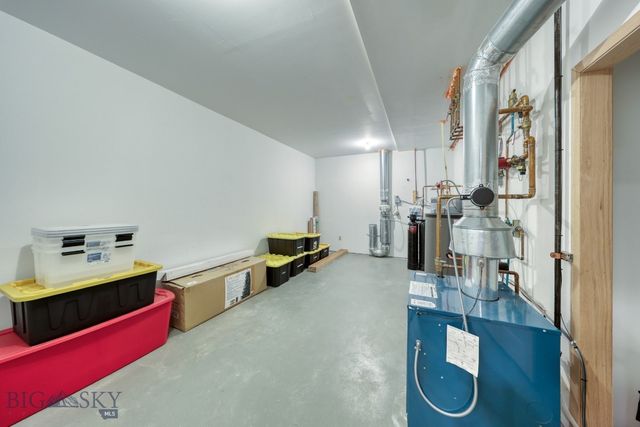 450 Crown Butte Road, Big Sky, MT 59716