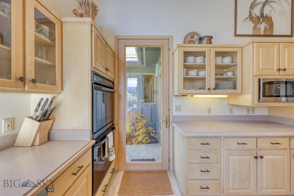 450 Crown Butte Road, Big Sky, MT 59716 photo 13