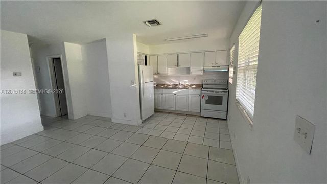 5200 NW 16th Street, Lauderhill, FL 33313
