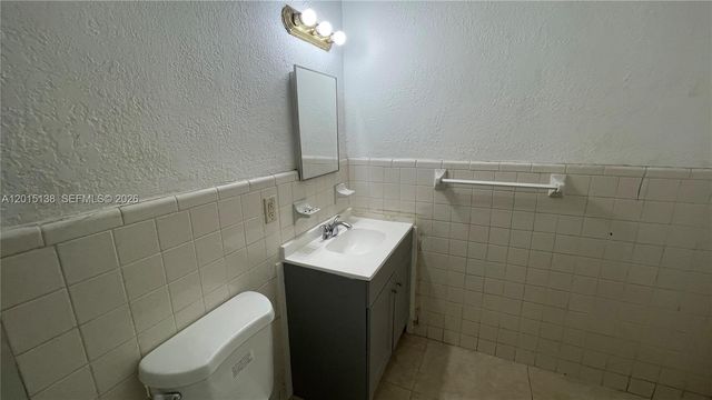 5200 NW 16th Street, Lauderhill, FL 33313
