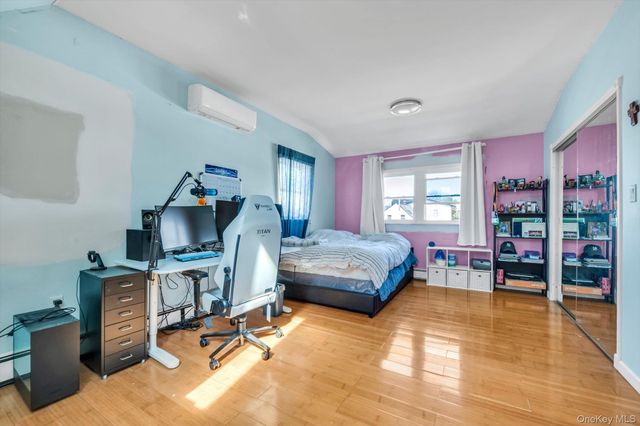 4 Carriage Lane, Levittown, NY 11756