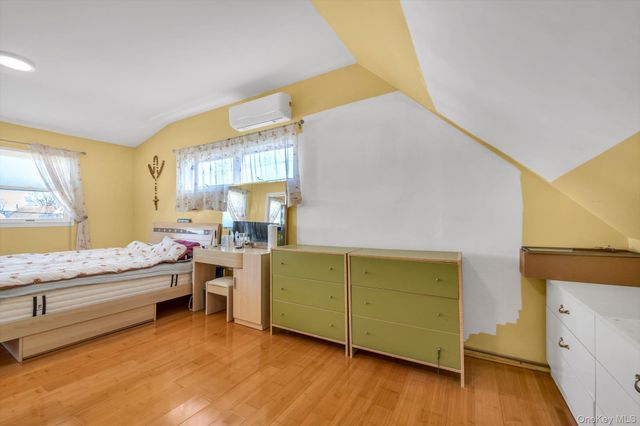 4 Carriage Lane, Levittown, NY 11756