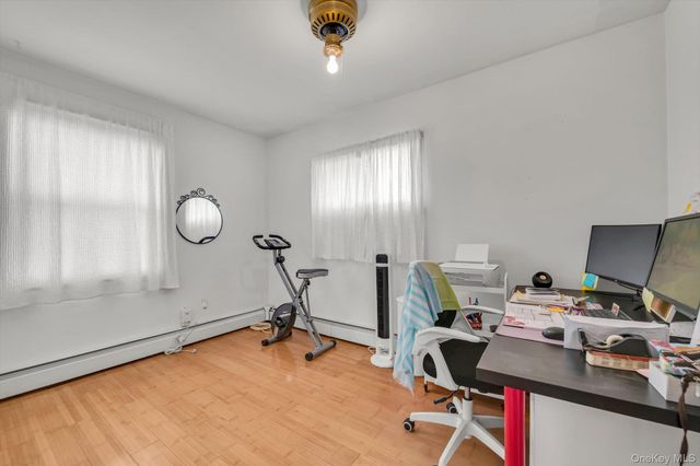 4 Carriage Lane, Levittown, NY 11756