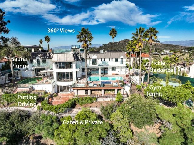 7930 Vulcan Drive, Los Angeles, CA 90046