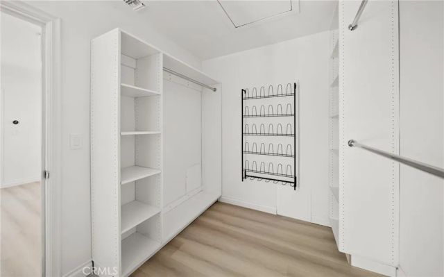 7930 Vulcan Drive, Los Angeles, CA 90046