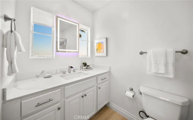 7930 Vulcan Drive, Los Angeles, CA 90046