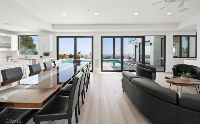 7930 Vulcan Drive, Los Angeles, CA 90046