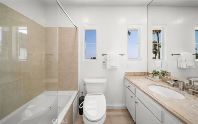 7930 Vulcan Drive, Los Angeles, CA 90046