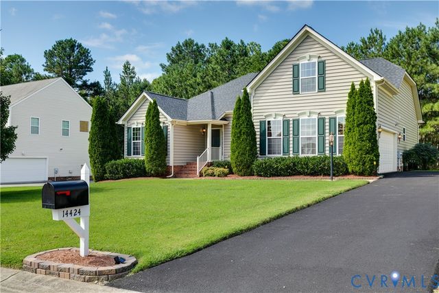 14424 Dampier Dr, Chester, VA 23831