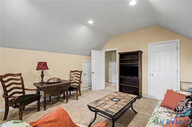 14424 Dampier Dr, Chester, VA 23831